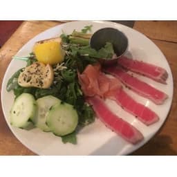 Seared Ahi Tuna Arugula