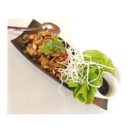 Lettuce Wrap-Vegan Chicken