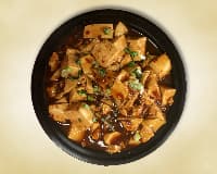 D9. Ma Po Tofu (with pork)